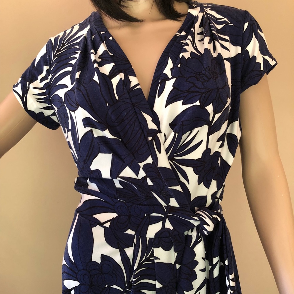 Ann Taylor faux wraparound dress w exotic print